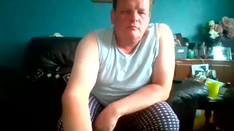 Tom online show from July 9, 2026, 7:29 pm