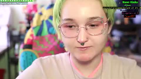 Snapshot of frogessjay chatting on June 25, 2026, 1:59 pm Jaywise Frogfoot online show from June 25, 2026, 1:59 pm