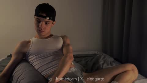 Snapshot of fromedcam chatting on September 17, 2025, 8:21 pm ED online show from September 17, 2025, 8:21 pm