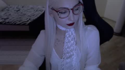 Snapshot of fromsun_forsoul chatting on June 22, 2026, 9:01 pm Lilith online show from June 22, 2026, 9:01 pm