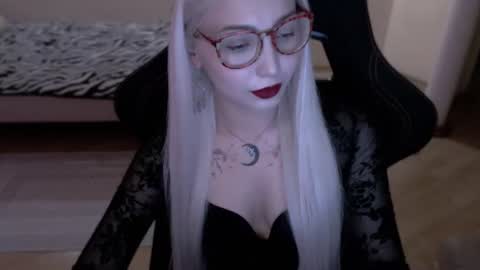 Snapshot of fromsun_forsoul chatting on June 24, 2026, 8:52 pm Lilith online show from June 24, 2026, 8:52 pm
