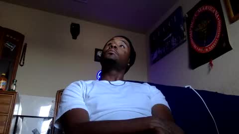 fromthabac online show from April 16, 2026, 11:51 pm