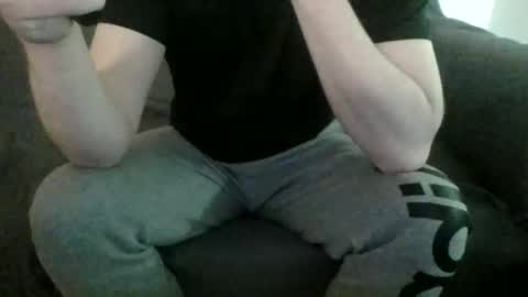 Frowxy online show from January 5, 2025, 8:00 am