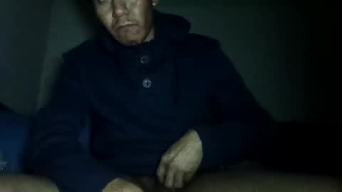 FrozzeMan95 online show from January 19, 2026, 5:33 am