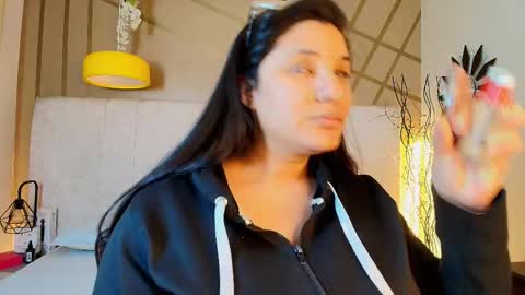 frreeya online show from March 3, 2026, 7:31 pm