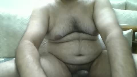 Snapshot of fruti_loops chatting on February 12, 2026, 4:57 pm fruti loops Bull online show from February 12, 2026, 4:57 pm