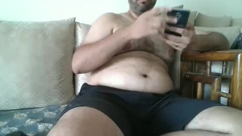 Snapshot of fruti_loops chatting on April 7, 2026, 5:19 am fruti loops Bull online show from April 7, 2026, 5:19 am