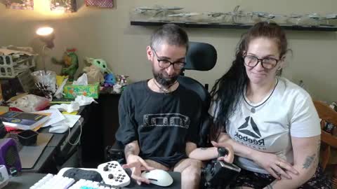 fuck_i_dunno online show from May 1, 2026, 9:08 pm
