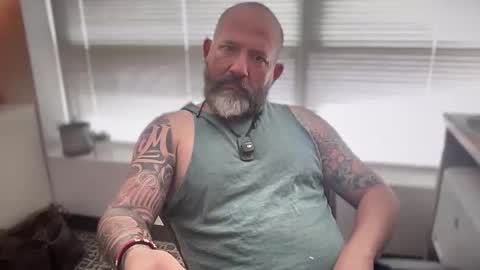 fuckadilf online show from April 24, 2026, 6:43 pm