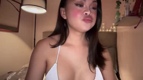 ella online show from May 15, 2026, 6:37 pm