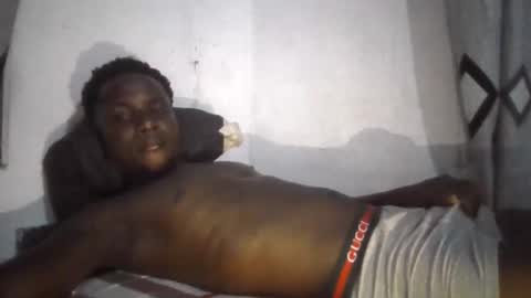 Snapshot of fucking_doll4 chatting on November 27, 2025, 2:02 am fucking_doll4 online show from November 27, 2025, 2:02 am