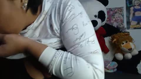 Mia and Gary  online show from February 12, 2026, 2:06 am