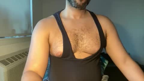 Muscle Bear Jock in Training online show from June 8, 2026, 11:38 pm