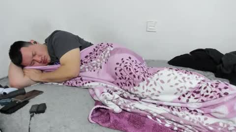 Snapshot of fuckynations chatting on March 1, 2026, 1:29 am Fuckdirtymen online show from March 1, 2026, 1:29 am