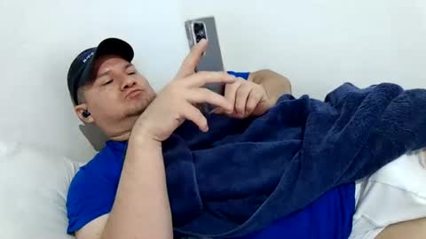 Fuckdirtymen online show from June 20, 2026, 11:18 pm
