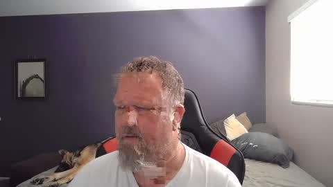 Fuego online show from March 1, 2025, 6:11 pm