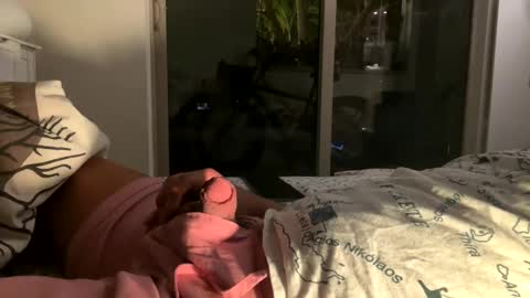 Snapshot of fuklicious chatting on January 27, 2025, 1:05 am fuklicious online show from January 27, 2025, 1:05 am