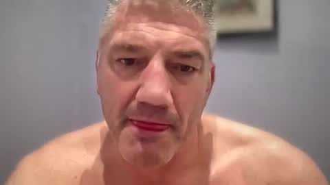 fullback_15 online show from April 11, 2026, 6:40 am