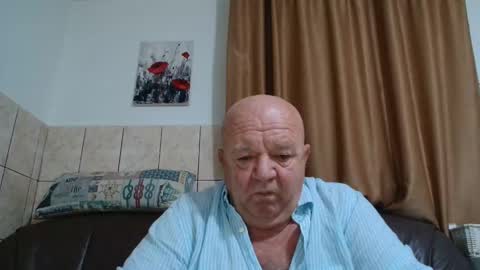 Snapshot of fullballs6 chatting on December 6, 2024, 3:08 am fullballs6 online show from December 6, 2024, 3:08 am