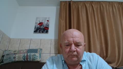 Snapshot of fullballs6 chatting on December 14, 2024, 2:01 am fullballs6 online show from December 14, 2024, 2:01 am