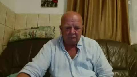 Snapshot of fullballs6 chatting on September 11, 2025, 12:44 am fullballs6 online show from September 11, 2025, 12:44 am