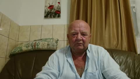 Snapshot of fullballs6 chatting on September 16, 2025, 1:06 am fullballs6 online show from September 16, 2025, 1:06 am