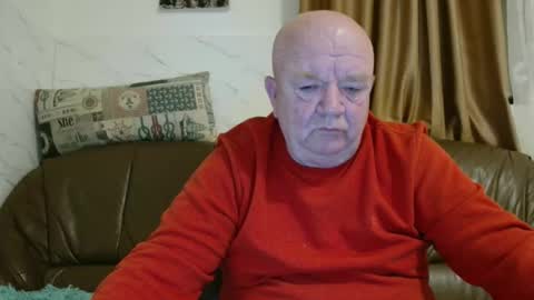 fullballs6 online show from March 10, 2026, 2:49 am