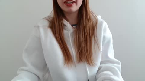 Snapshot of funemma000 chatting on March 9, 2026, 11:03 am Emma online show from March 9, 2026, 11:03 am