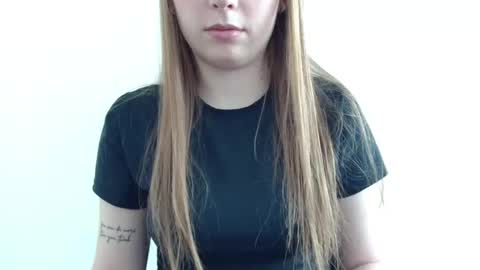 Snapshot of funemma000 chatting on March 10, 2026, 11:15 am Emma online show from March 10, 2026, 11:15 am