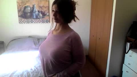 Linnys Palace online show from October 16, 2025, 4:30 pm