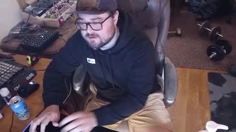 Snapshot of fungus_humungus chatting on November 19, 2025, 5:51 am fungus_humungus online show from November 19, 2025, 5:51 am