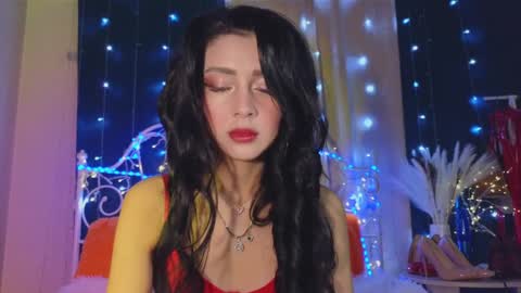 Tiffany online show from February 6, 2025, 9:38 pm