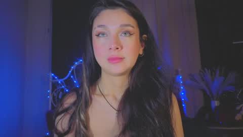 Tiffany online show from March 25, 2026, 10:05 pm