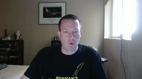 Hello online show from November 1, 2025, 8:44 pm