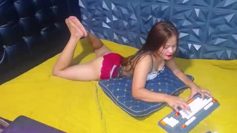 Snapshot of fure_asianpinay chatting on January 8, 2025, 7:45 am DANIELA online show from January 8, 2025, 7:45 am