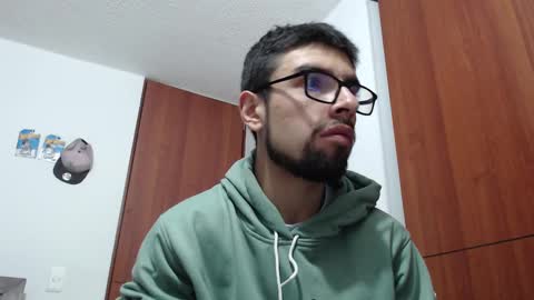 Snapshot of fvckhorneyguy chatting on February 21, 2025, 12:27 am andrew online show from February 21, 2025, 12:27 am