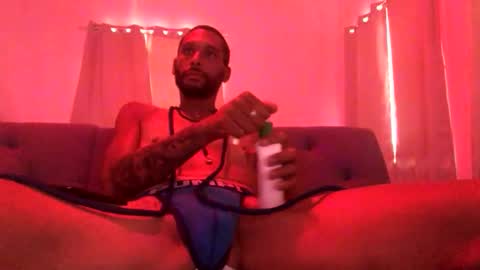 Snapshot of fvvkboyy chatting on October 18, 2025, 11:27 pm fvvkboyy online show from October 18, 2025, 11:27 pm