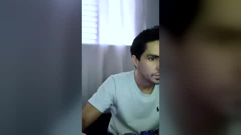fzixxx8888 online show from July 3, 2026, 11:11 pm