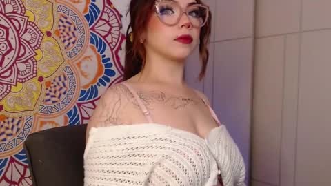 Snapshot of gabb__yy chatting on October 22, 2025, 11:04 pm    online show from October 22, 2025, 11:04 pm