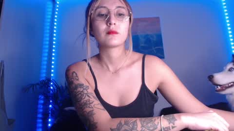 Snapshot of gabb_rioss chatting on January 11, 2025, 12:12 am Gabriela online show from January 11, 2025, 12:12 am