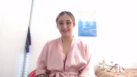 Snapshot of gabb_rioss chatting on October 28, 2025, 5:37 pm Gabriela online show from October 28, 2025, 5:37 pm