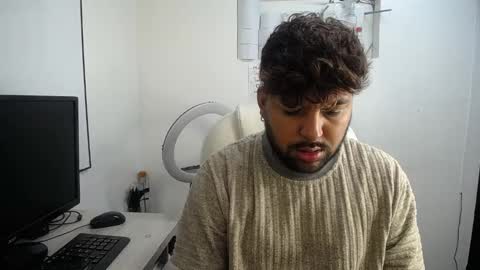 Snapshot of gabbo__ chatting on December 25, 2024, 2:34 pm GABO online show from December 25, 2024, 2:34 pm