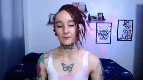 gabby_moon09 online show from October 21, 2025, 12:39 pm