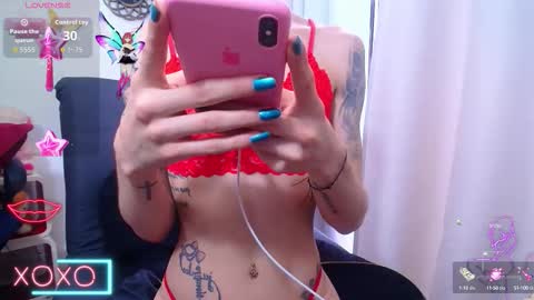 Snapshot of gabbyhills_ chatting on September 26, 2025, 7:29 pm  Gabby  online show from September 26, 2025, 7:29 pm