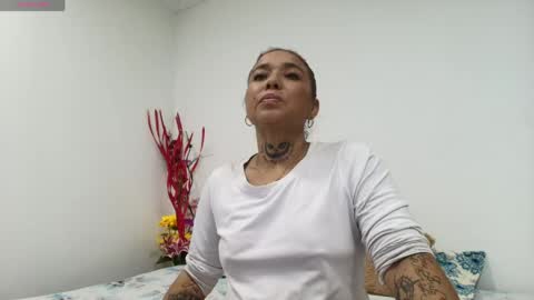 Snapshot of gabbymichel chatting on May 19, 2026, 10:27 pm gabbymichel online show from May 19, 2026, 10:27 pm