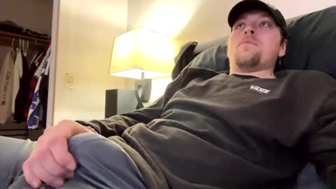 Snapshot of gabed72 chatting on January 18, 2026, 3:27 pm Gabe online show from January 18, 2026, 3:27 pm