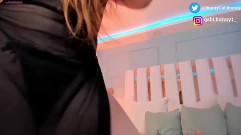 Gabi  online show from May 25, 2026, 5:30 pm