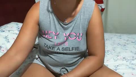 gaby  layla online show from March 26, 2026, 10:15 pm