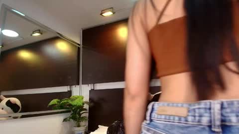 Gabby  online show from May 11, 2026, 12:44 pm