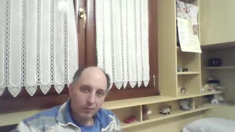 Gabriele online show from December 21, 2025, 9:22 pm